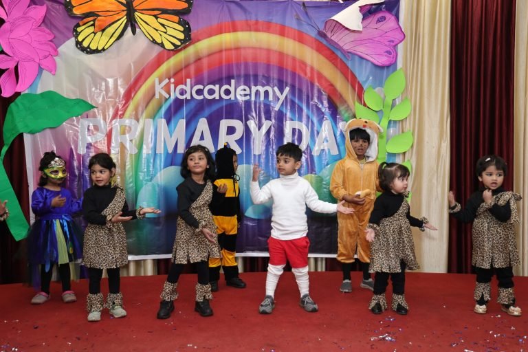 Jamshedpur Kidcademy:- मानगो के Kidcademy ने मनाया प्राइमरी डे, नन्हें बच्चो ने अपने प्रतिभाओं को दिखाकर बिखेरा रंग।