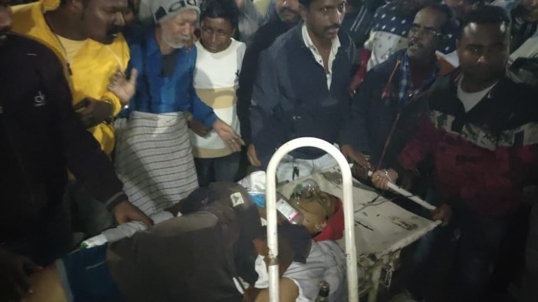 Jamshedpur Firing:- जमशेदपुर के सीतारामडेरा में चली ताबड़तोड़ गोलियां, घायल टीएमएच में इलाजरत