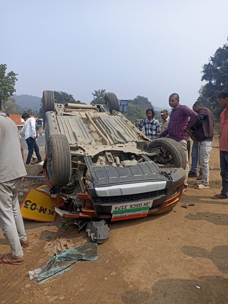 Congress Leader Aftab Ahmad Siddiqui Met With An Accident:-कांग्रेस विधायक बन्ना गुप्ता के प्रतिनिधि आफताब अहमद सिद्दीकी सड़क दुर्घटना का शिकार हो गए है