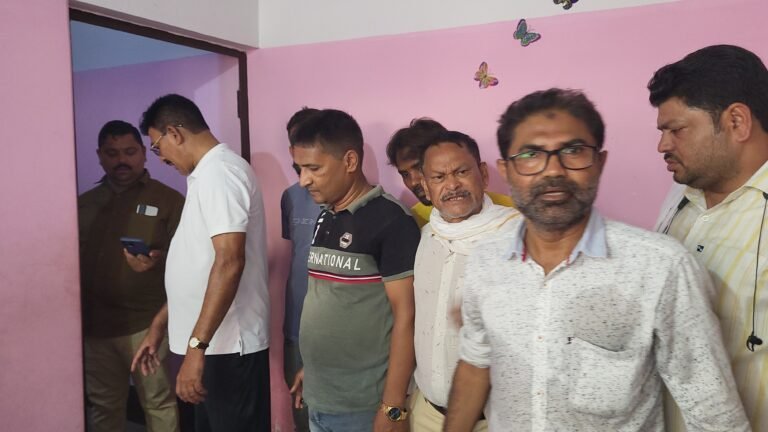 कल हुई थी कपाली में चोरी, आज चोरी किया गया सामान हुआ बरामद, चोर अब भी कपाली पुलीस के गिरफ्त से बाहर।