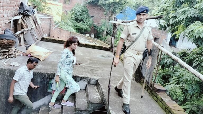 जमशेदपुर एसडीएम फिर आई एक्शन में, छापेमारी कर भारी मात्रा में नशीली पदार्थ किया जब्त