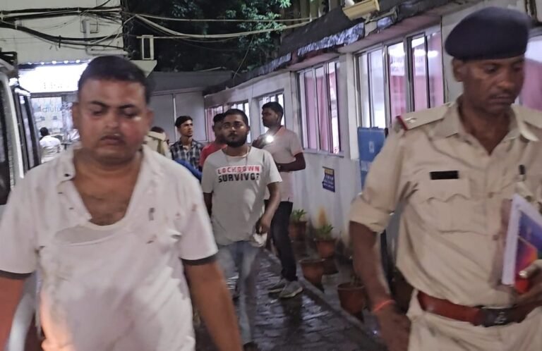 कार और बाइक के टक्कर के बाद, घाटसिला के चालक की मानगो में हुई जमकर पिटाई, मामला पहुंचा मानगो थाना