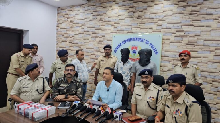 जमशेदपुर में कार शोरूम में हुई फायरिंग के मामले का पुलिस ने किया उद्भेदन,  दो को भेजा जेल