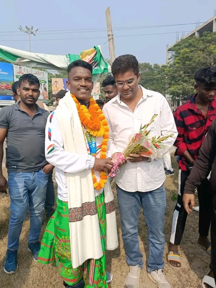 समीर मुर्मू के चयन पर मोहम्मद तहसीन हाशमी ने दी बधाई