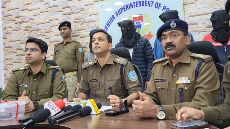 ड्रीम 11 में 1 करोड़ जीते युवक से डकैती की योजना बना रहे अपराधियों के खिलाफ पुलिस की कार्यवाई, 4 अपराधी गिरफ्तार