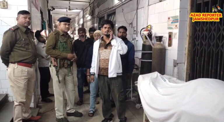 Road Accident – मानगो छोटा पुल पर स्कूटी टकराई डिवाइडर से मौके पर चालक अख्तर की मौत, शव MGM अस्पताल में