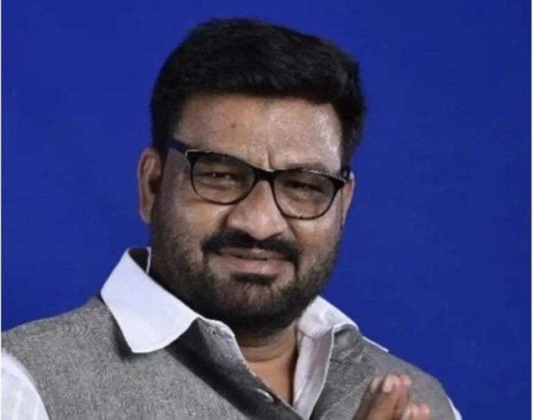 झारखंड में मंत्री हफ़ीजुल हसन की उर्दू में शपथ पर विवाद, बीजेपी नेता ने उठाए सवाल