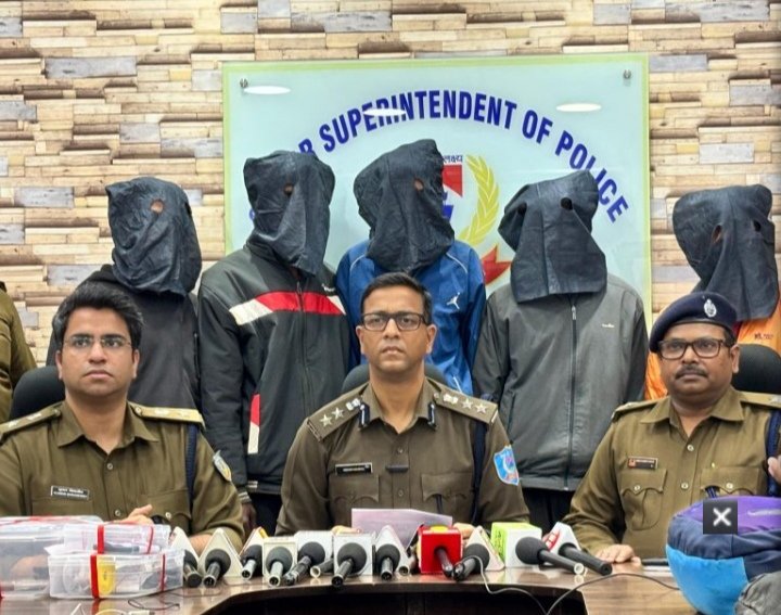 बिष्टुपुर में डकैती की घटना में पांच अपराधियों को पुलिस ने किया गिरफ्तार…