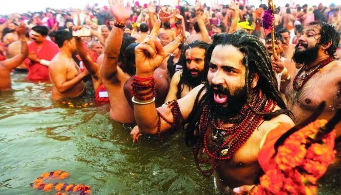 कैसे शुरुवात हुई Mahakumbh की, कब और क्यों लगा था पहली बार, जाने सारे रहस्य