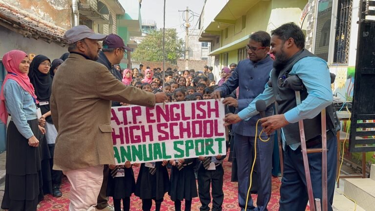 Jamshedpur News : एटीपी इंग्लिश हाई स्कूल में पांच दिवसीय वार्षिक खेलकूद का हुआ शुभारंभ, बच्चों में दिखा उत्साह