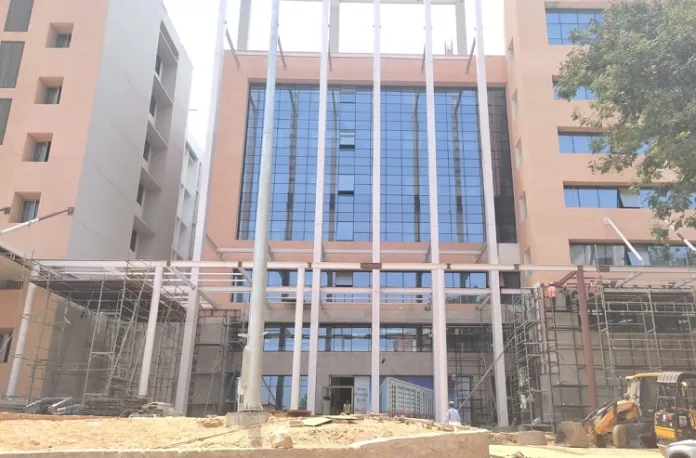 नए भवन में शिफ्ट होगा एमजीएम हॉस्पिटल, अधिकारी करेंगे निरीक्षण