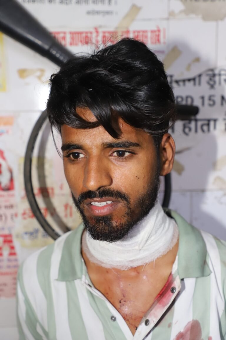 जमशेदपुर में बदमाशों की दादागीरी, फास्ट फूड विक्रेता को उस्तरा से किया हमला