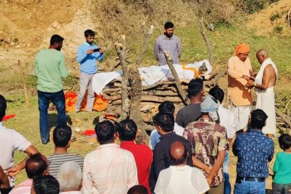 WhatsApp Image 2025 03 13 at 11.54.20 AM