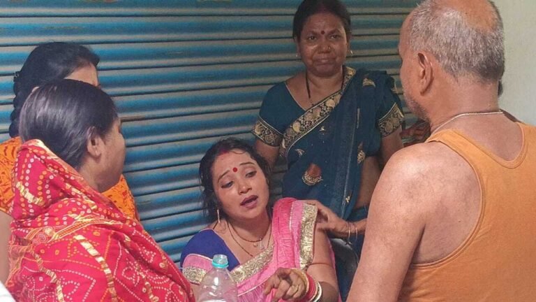 गोदाम में एसीपी बोर्ड गिरने से जमशेदपुर के दुकानदार की मौ’त…