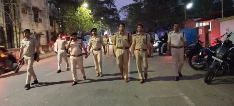 जमशेदपुर में त्योहारों को लेकर सुरक्षा व्यवस्था  दुरुस्त, एसएसपी ने जवानों को दिए कई निर्देश…