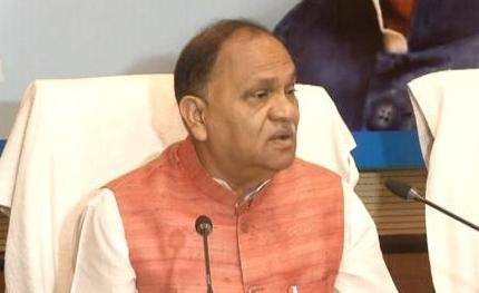 रांची विधायक सीपी सिंह के खिलाफ जावेद अख्तर ने दर्ज करवाई FIR…