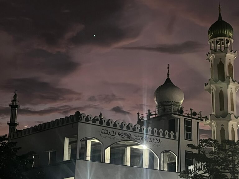 भारत में Eid-ul-adha का चांद नज़र आया, 7 जून को मनाया जाएगा पर्व