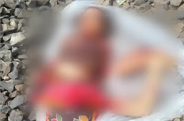 जामताड़ा के रेलवे ट्रैक पर मिला महिला का शव, इलाके में मचा हड़कंप…