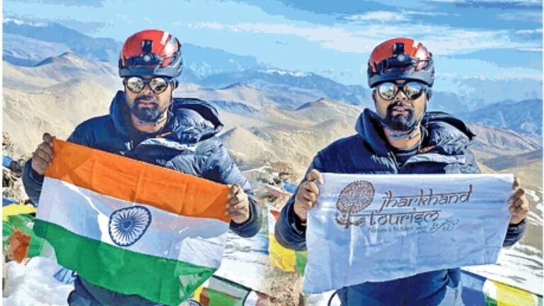 झारखंड के शशि शेखर ने रचा इतिहास, लद्दाख की 6070 मीटर ऊंची चोटी पर फहराया तिरंगा, बिना किसी मदद के अल्पाइन स्टाइल में की चढ़ाई…