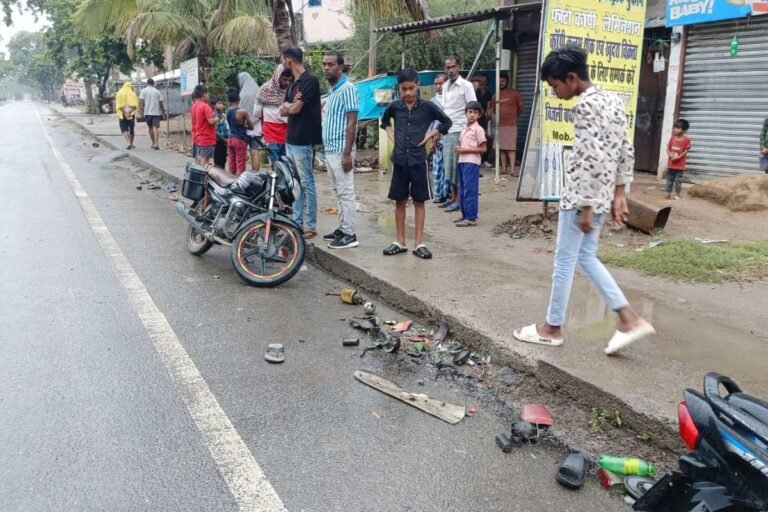 पलामू में हाइवा ने बाइक सवारों को मारी टक्कर, दो युवकों की मौत, एक गंभीर…