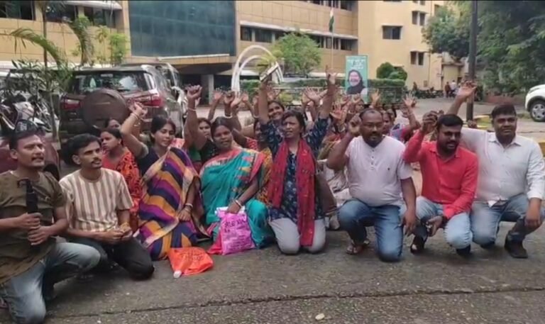 मानगो गोकुलनगर में 350 घरों पर मंडरा रहा है खतरा, पीड़ित परिवारों ने उपायुक्त से लगाई गुहार…