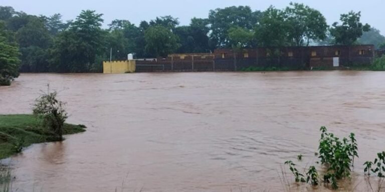 सरायकेला में भारी बारिश का खतरा बढ़ा, डीसी ने सभी अधिकारियों को अलर्ट मोड पर रहने का निर्देश…