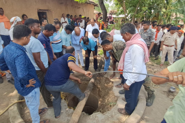 सुखें कुएं से लोटा निकालने में हुई 2 लोगों की मौत…