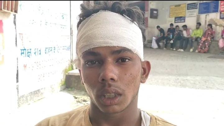 शादी समारोह में हंगामा, देर रात लाठी-डंडों से युवक पर हमला