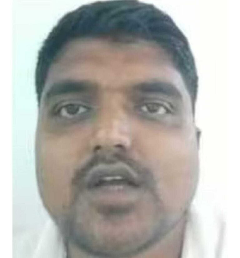 जमशेदपुर में हत्याओं का आरोपी निशु 96 घंटे की ट्रांजिट रिमांड पर पुलिस द्वारा लाया जा रहा है जमशेदपुर, बहरीन से लौटते ही एयरपोर्ट पर हुई थी गिरफ्तारी…