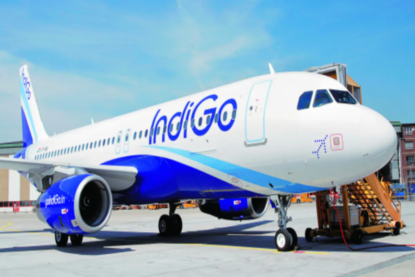 Indigo फ्लाइट को मिली बम से उड़ाने की धमकी, 8 मिनट में करवाई गई लैंडिंग…