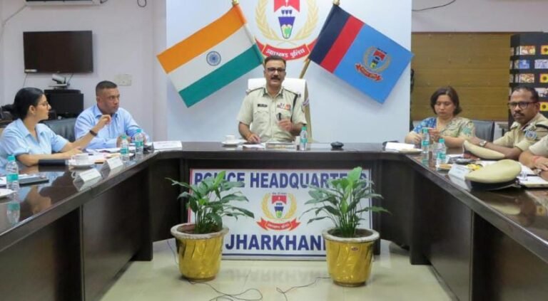 मुहर्रम से पहले DGP अनुराग गुप्ता की बड़ी तैयारी: सभी जिलों को अलर्ट, सोशल मीडिया और जुलूस मार्गों पर खास नजर…