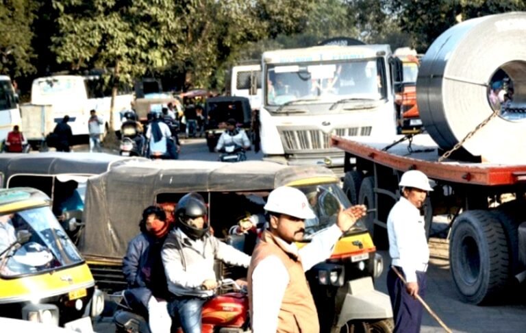 Jamshedpur: मोहर्रम के अवसर पर जमशेदपुर में यातायात व्यवस्था में आया बदलाव, जानिए कहां से कौन-से मार्ग पर रहेगा असर…