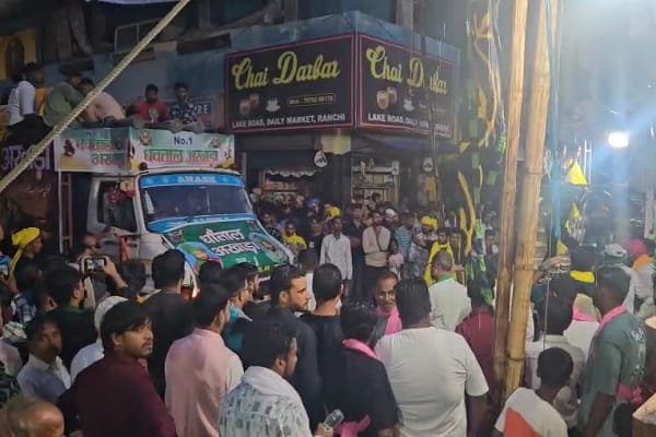 मुहर्रम पर निकला शांतिपूर्ण जुलूस, ‘या हुसैन’ के नारों से गूंज उठी रांची की सड़‍कें…