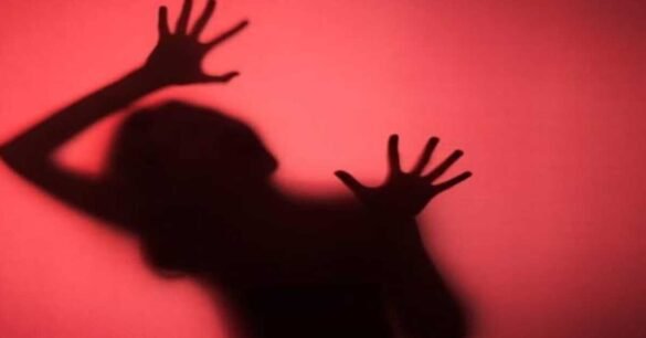 जमशेदपुर रेप केस! पड़ोसी ने महिला को नशीला पानी पिलाकर किया दुष्कर्म, पुलिस ने FIR दर्ज कर किया आरोपी को गिरफ्तार…