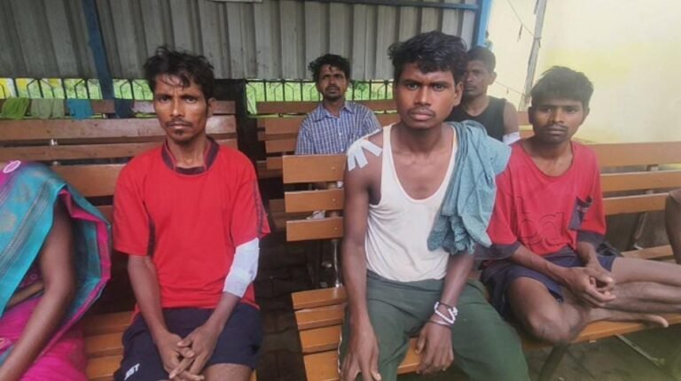 धान रोपनी के लिए जा रहे मजदूरों की गाड़ी पर गिरा बिजली का तार, महिला समेत कई घायल…