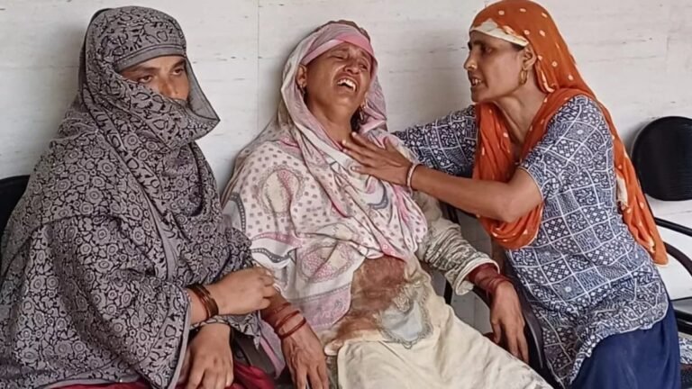 Uttar Pradesh: हापुड़ में बारिश का कहर: कमजोर बीम टूटने से मकान गिरा, मलबे में दबकर 9 साल की बच्ची की मौत, 5 लोग गंभीर रूप से घायल…