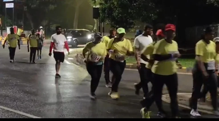 जमशेदपुर में पहली बार नाइट रन का आयोजन, महिलाओं ने भी बढ़-चढ़कर लिया हिस्सा…