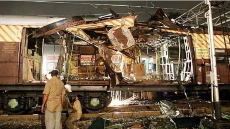 MUMBAI TRAIN BLAST: क्या एक झूठे गवाह ने 7/11 ब्लास्ट केस की पूरी जांच को डुबो दिया? कोर्ट के फैसले से ATS पर उठे सवाल…