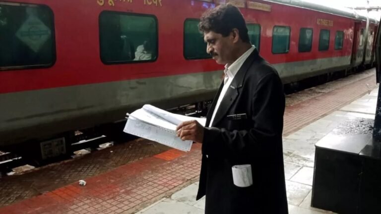 RAILWAYS: अब स्टेशन पर लाइन में लगने की जरूरत नहीं, टीटीई से तुरंत मिलेगा जनरल टिकट…