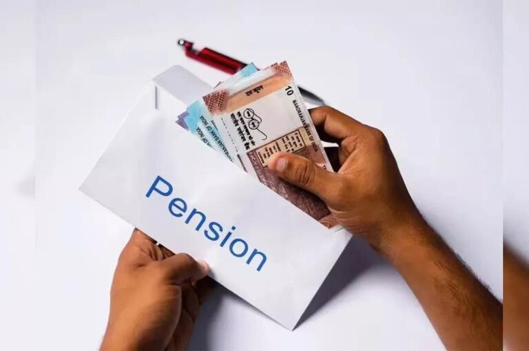 Jamshedpur: घर बैठे बनेगा पेंशन का जीवन प्रमाण पत्र, प्रशासन ने शुरू की नई सुविधा…