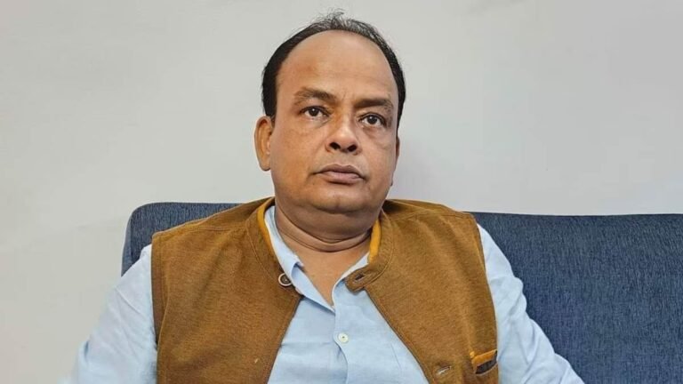 देवघर बस हादसा : मृत कांवड़ियों के परिजनों को 1-1 लाख मुआवजा, घायलों का मुफ्त इलाज…