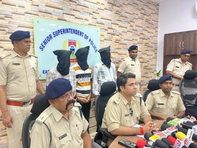 गोलमुरी में रात को हुए फायरिंग मामले का हुआ खुलासा, तीन आरोपी गिरफ्तार…