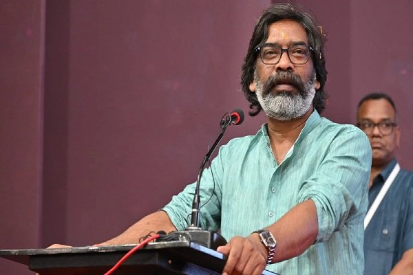 मुख्यमंत्री हेमंत सोरेन 31 जुलाई को लौटेंगे झारखंड, राष्ट्रपति का देवघर में करेंगे स्वागत