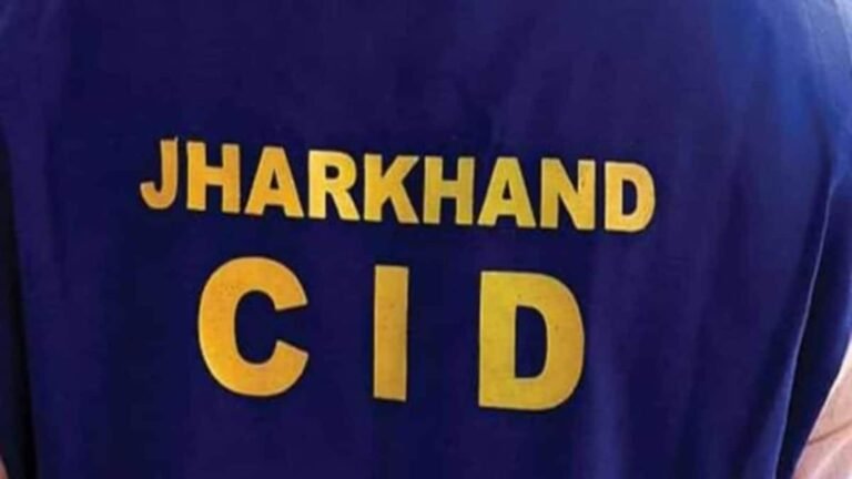 जमशेदपुर साइबर ठगी का बड़ा खुलासा : 2.98 करोड़ की ऑनलाइन फ्रॉड, कदमा से मास्टरमाइंड गिरफ्तार…