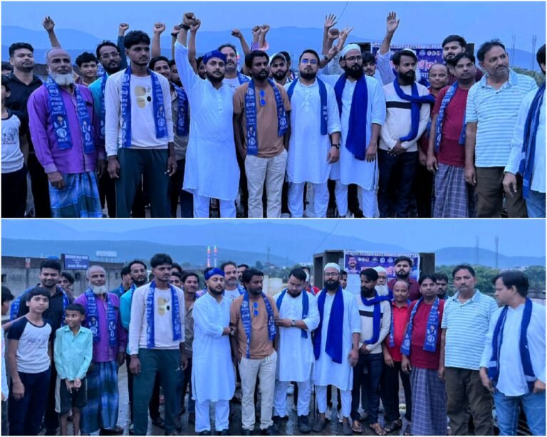 आज़ाद समाज पार्टी की विचारधारा से प्रभावित होकर सैकड़ों लोगों ने थामा पार्टी का हाथ…