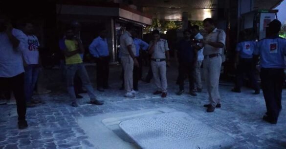 Jamshedpur: गोलमुरी में पेट्रोल पंप पर लगी आग, समय रहते टली बड़ी दुर्घटना…