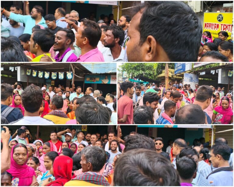 Jamshedpur: गिट्टी-बालू ढोने वाले वाहन चालकों के बाद अब मजदूरों का फूटा गुस्सा, पुलिस-प्रशासन के खिलाफ जताया विरोध…