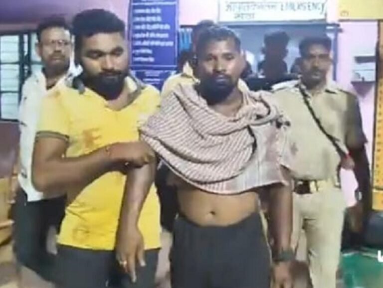 जमशेदपुर ग्रामीण क्षेत्र: चाकुलिया में हाथी के हमले से क्यूआरटी टीम के तीन सदस्य घायल…