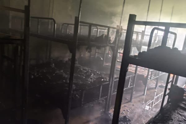 Jharkhand: लातेहार के बालिका हॉस्टल में भीषण आग, 200 छात्राएं सुरक्षित…