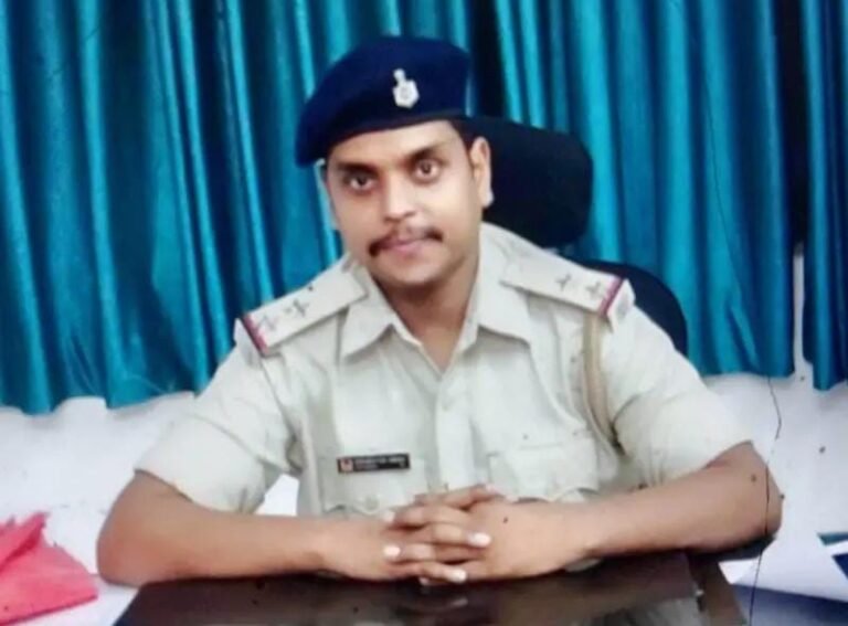 सरायकेला-खरसावां में बड़ी कार्रवाई : 110 पुड़िया ब्राउन शुगर के साथ 3 गिरफ्तार…